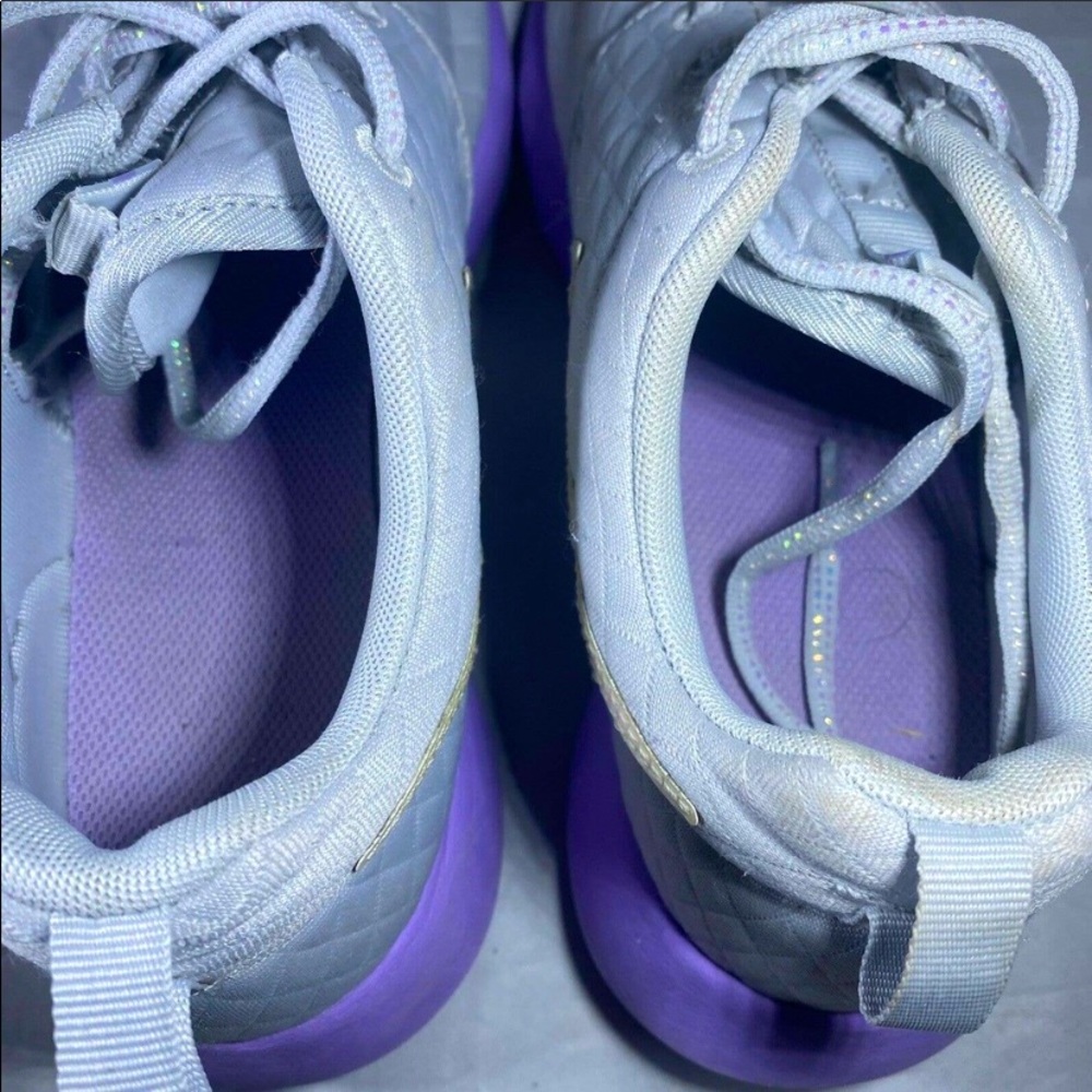 💜NIKE ROSHE ONE ATHLETIC RUNNING SHOES💜 - Picture 8 of 9